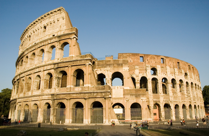 Colosseum-of-Rome-In-Italy